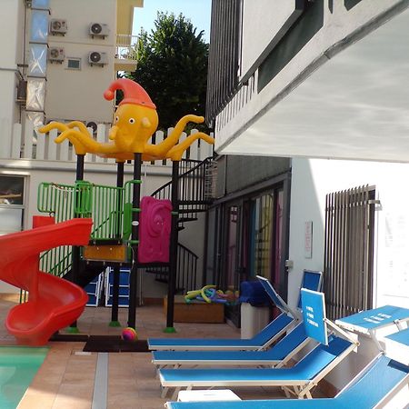 Hotel 2000 Rimini Exterior photo